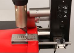 Selladora-de-lona-automática-hemtekST-Leister-1